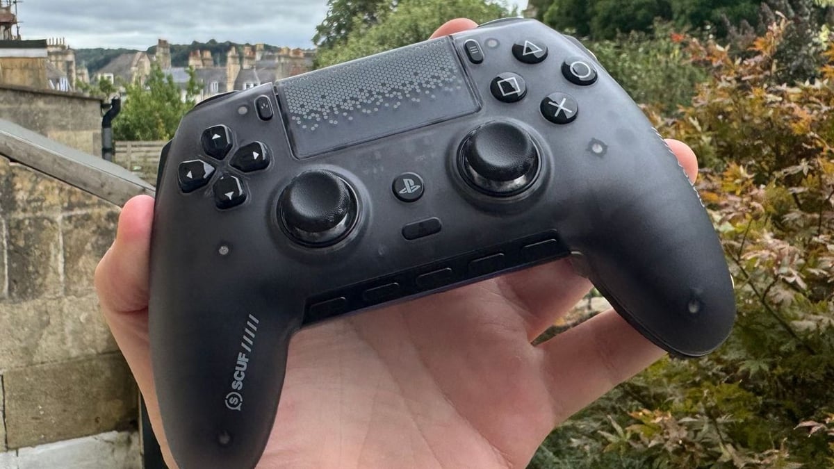  Scuf Omega review 